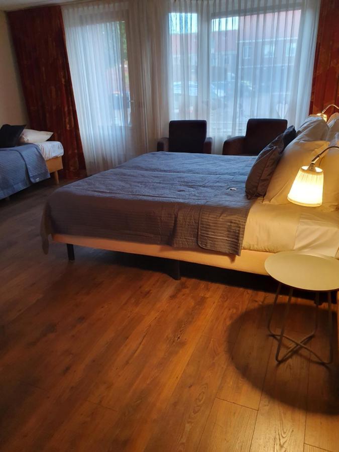 City Hotel メッペル エクステリア 写真