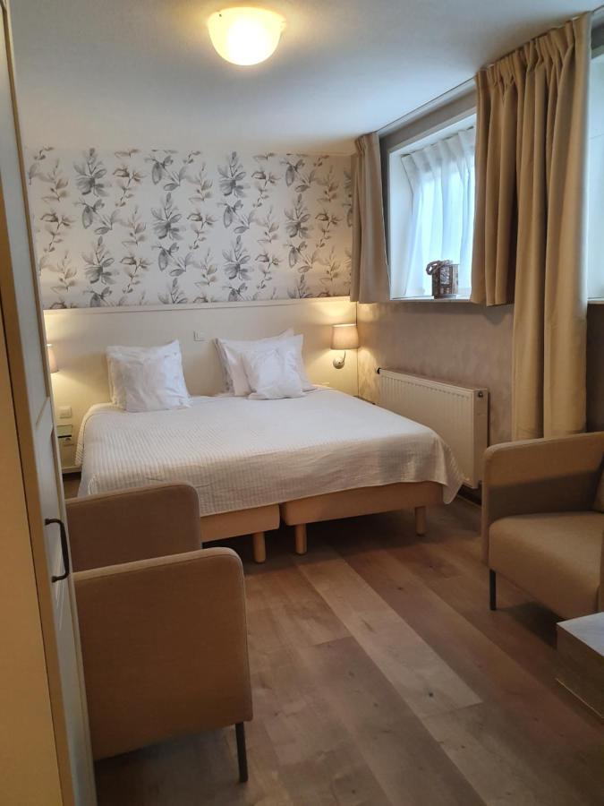 City Hotel メッペル エクステリア 写真