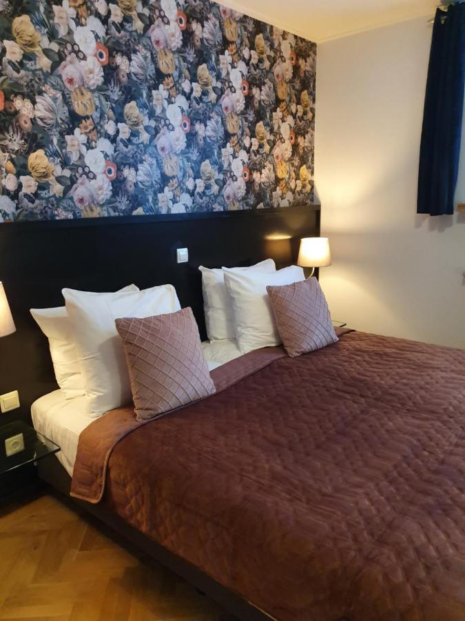 City Hotel メッペル エクステリア 写真
